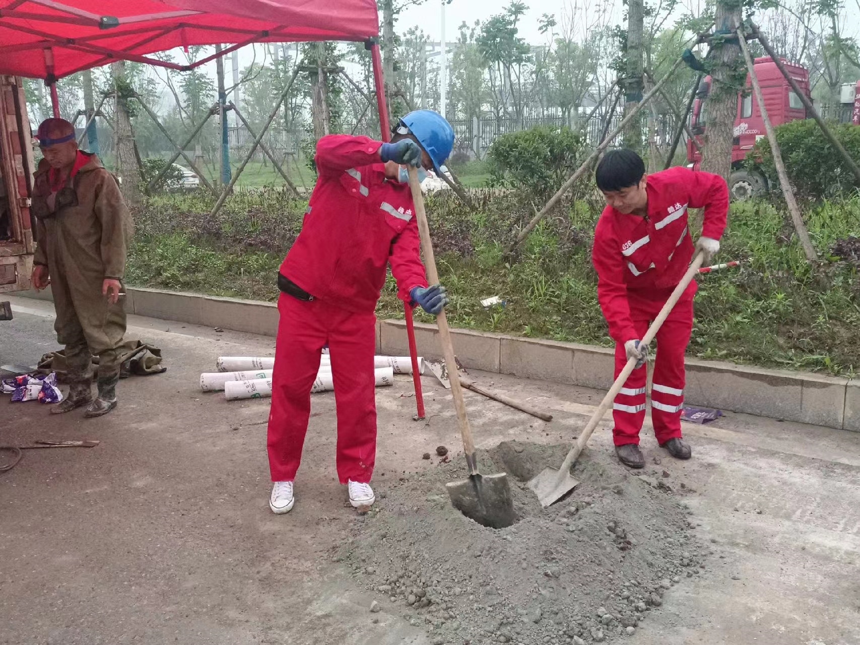 和硕管道疏通哪家好】及时进行市政管道清淤
